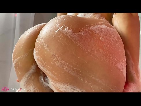❤️ Morena se masturba el coño con un vibrador hasta alcanzar un intenso orgasmo en la ducha ❌ Video de porno en es.mysexgamer.ru ❌️